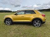 Volkswagen T-Roc 1.0 TSI Kurkumagelb Metallic - Volkswagen T-Roc: Gelb