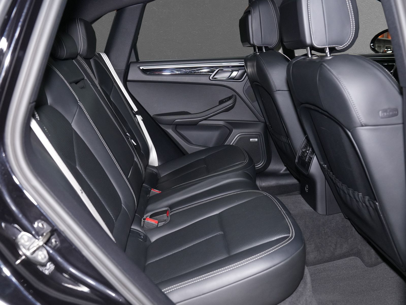 Fahrzeugabbildung Porsche Macan S -Pano|ACC|PASM|Sport-AGA|360°|PDLS+