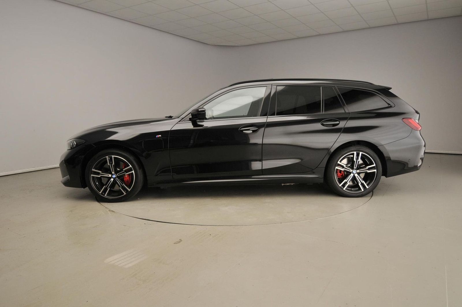 BMW 330 3 Serie Touring 330e | M-Sportpakket | LED | imagem 2
