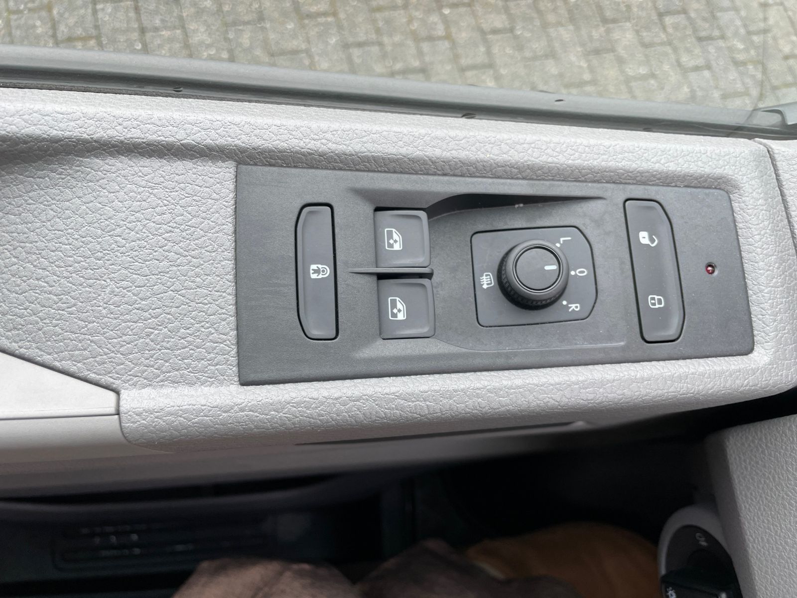 Volkswagen T6 Kombi - Bild 12