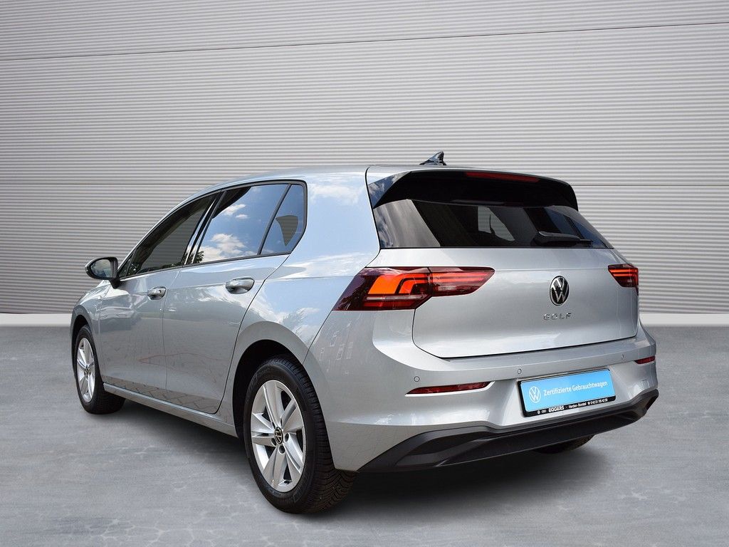 Volkswagen Golf VIII TDI 2.0 Life LED AHK HuD RüKam ACC foto 3