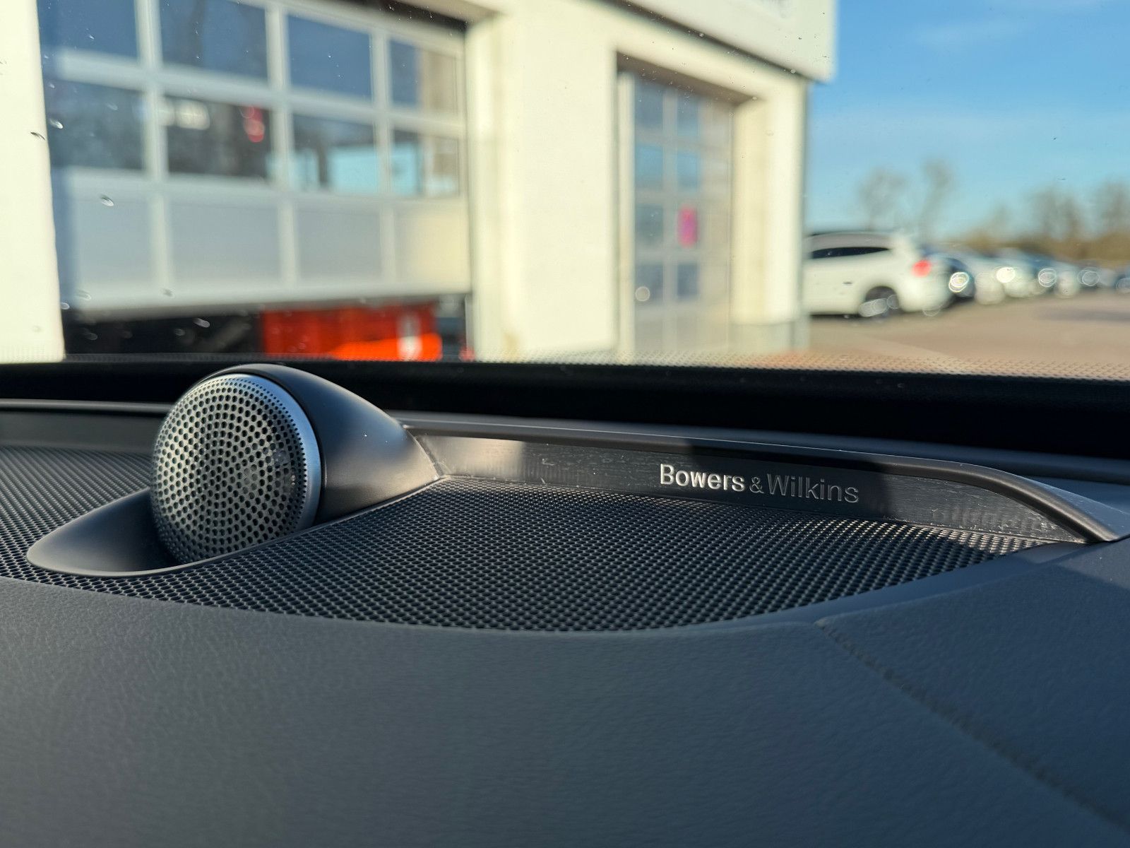 Fahrzeugabbildung Volvo XC90 B5 D Ultimate Dark AWD*B&W*LUFT*STHZG*360*