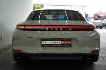 Porsche Panamera - 3