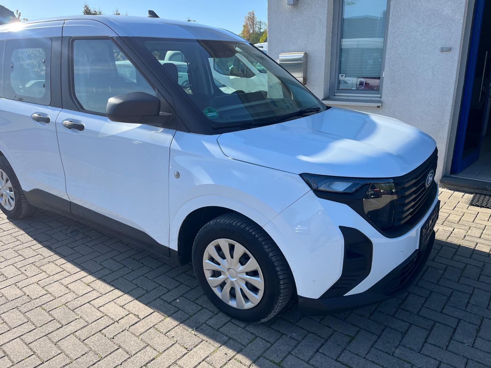 Ford Tourneo Courier Trend