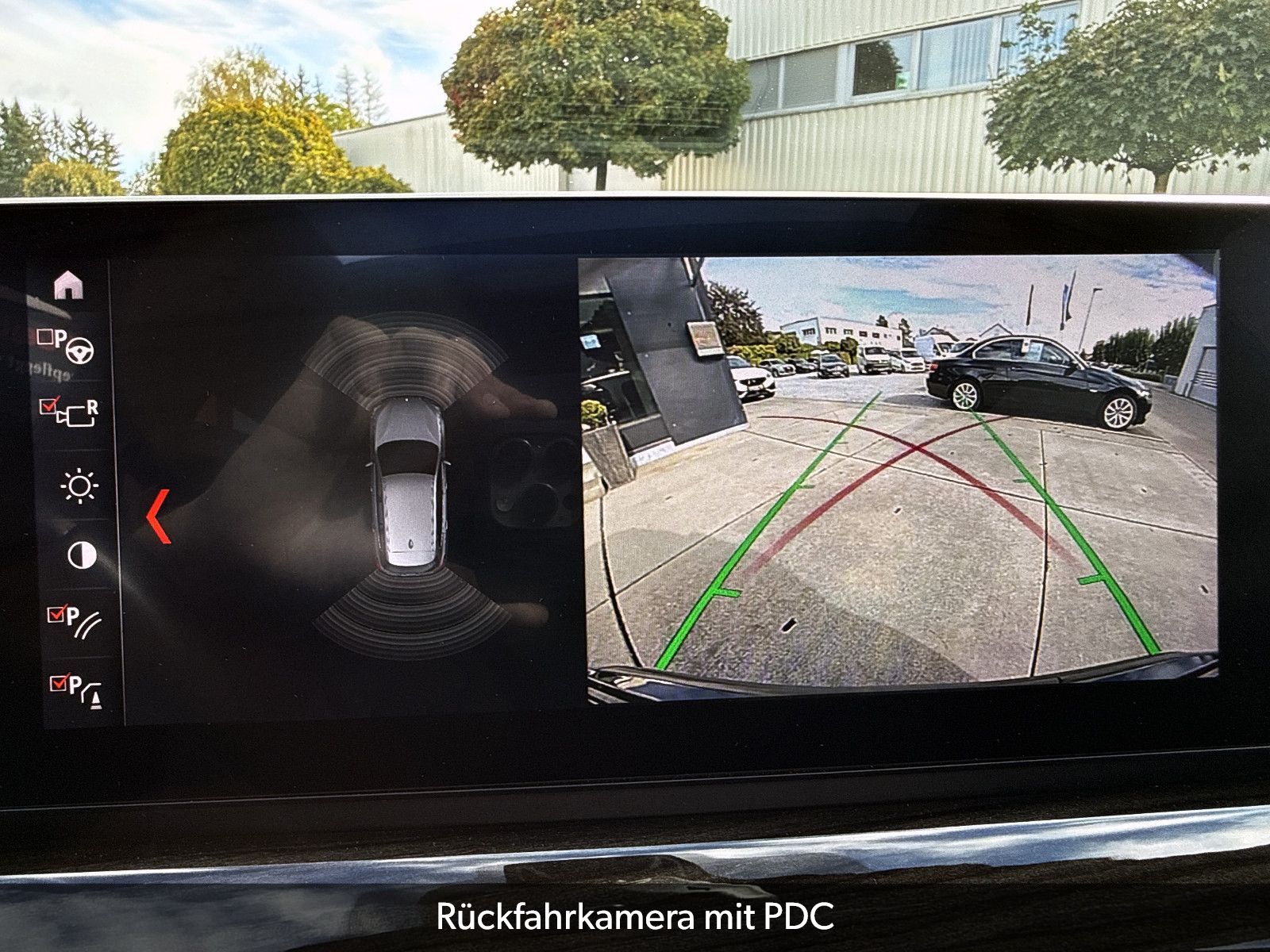 Fahrzeugabbildung BMW X1 xDrive25e Advantage ACC KAM AHK PANO HUD H&K