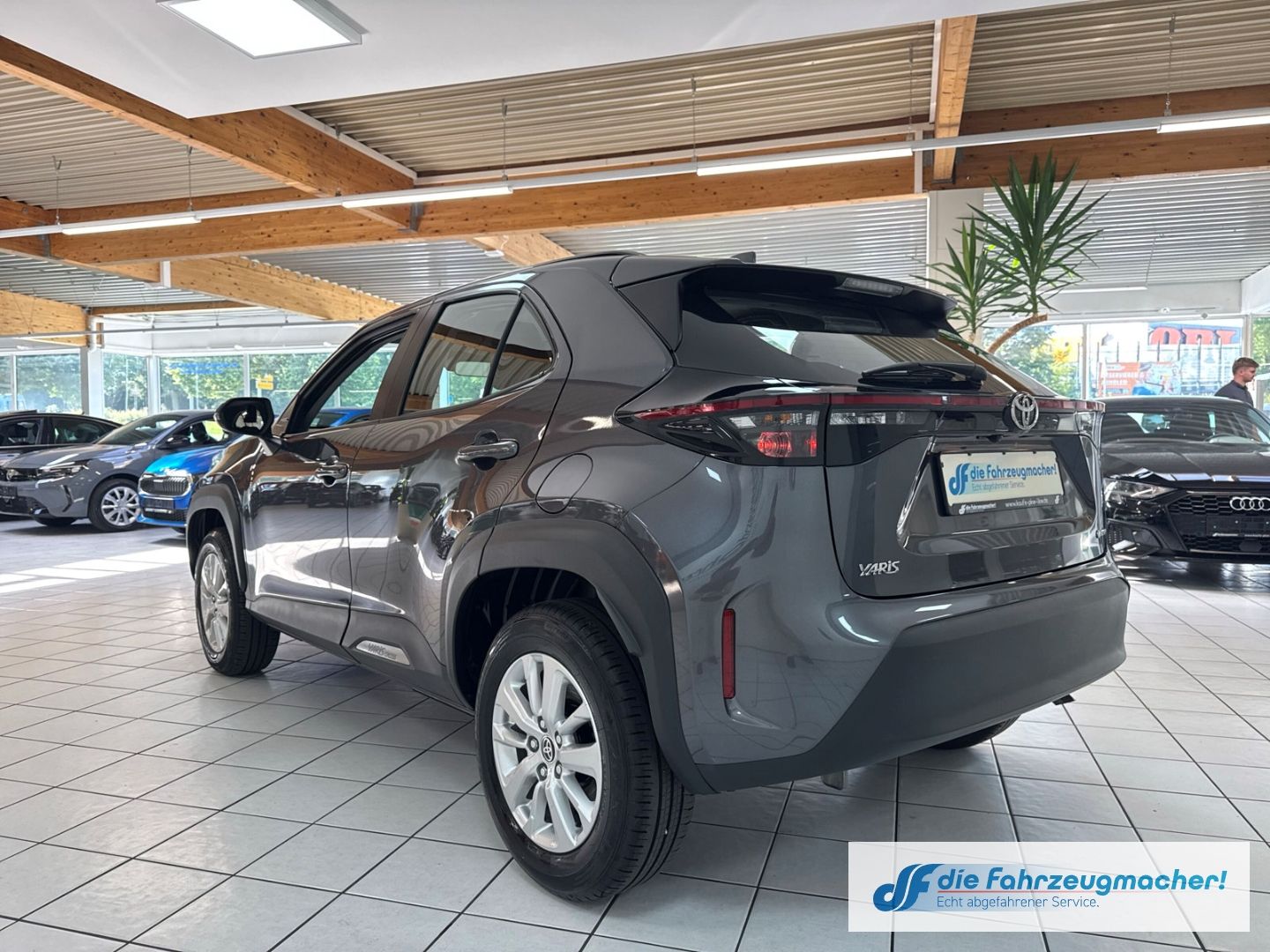 Fahrzeugabbildung Toyota Yaris Cross Hybrid FWD Comfort ACC DAB Spurhalte