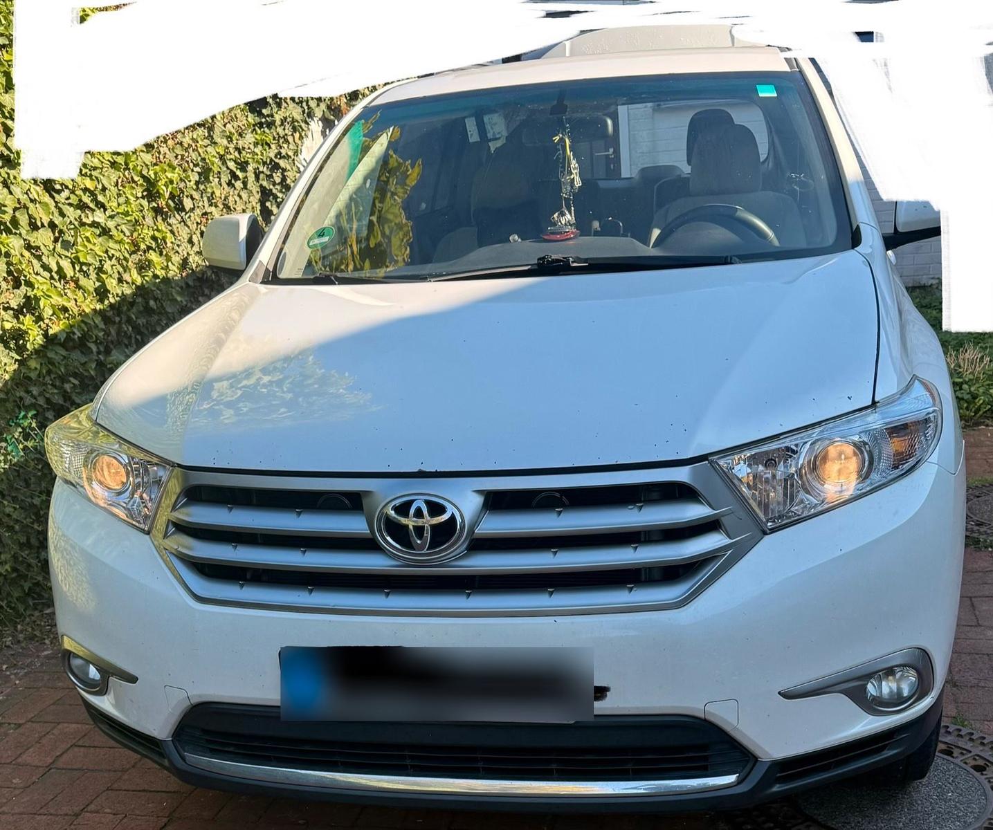 Toyota Highlander Benzin Automatik gebraucht kaufen bei mobile.de