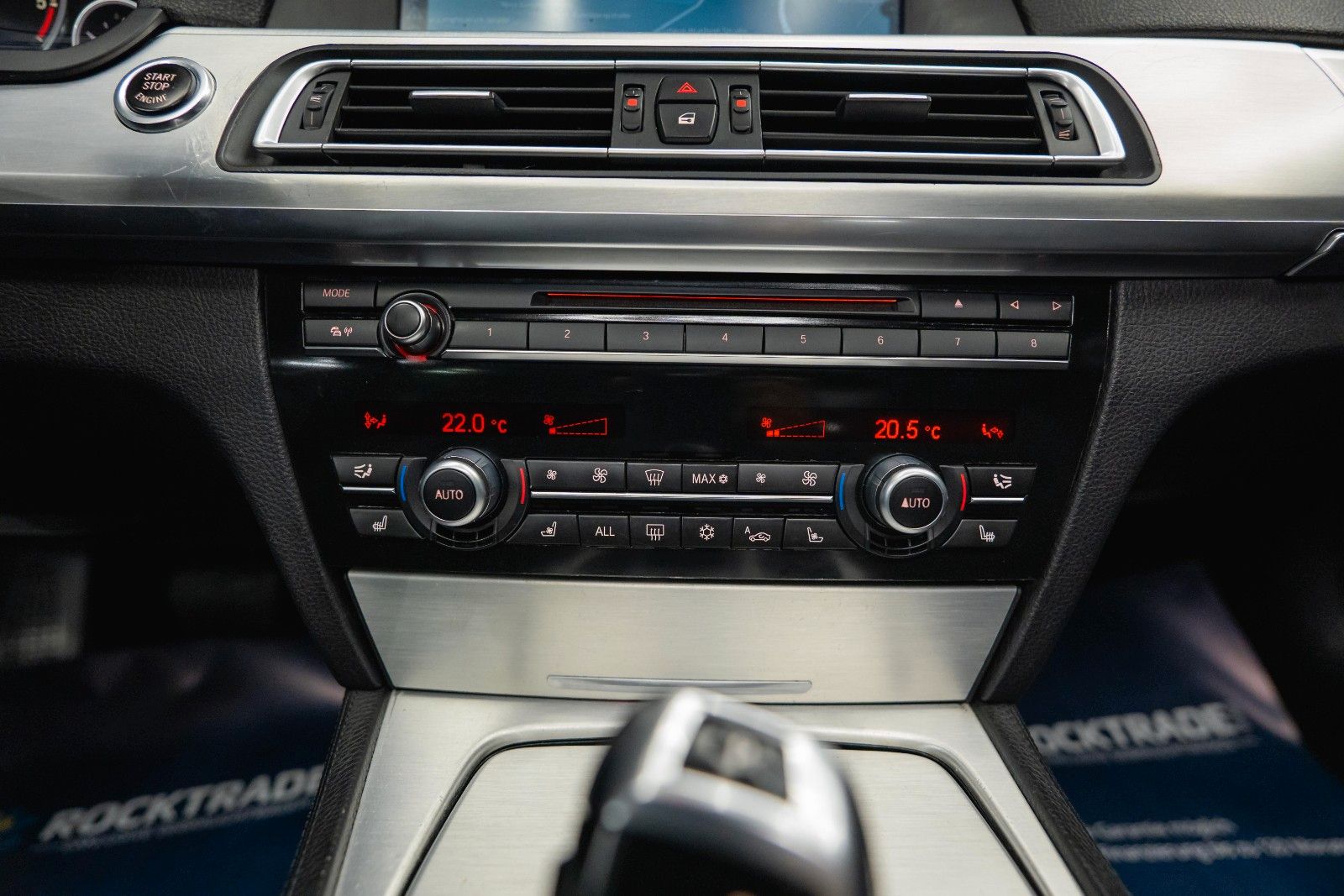 Fahrzeugabbildung BMW 740d M-Sport Black Edition *FULL Options*LESEN!*