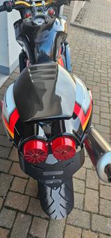 Aprilia Tuono 1000 RP - APRILIA TUONO 1000