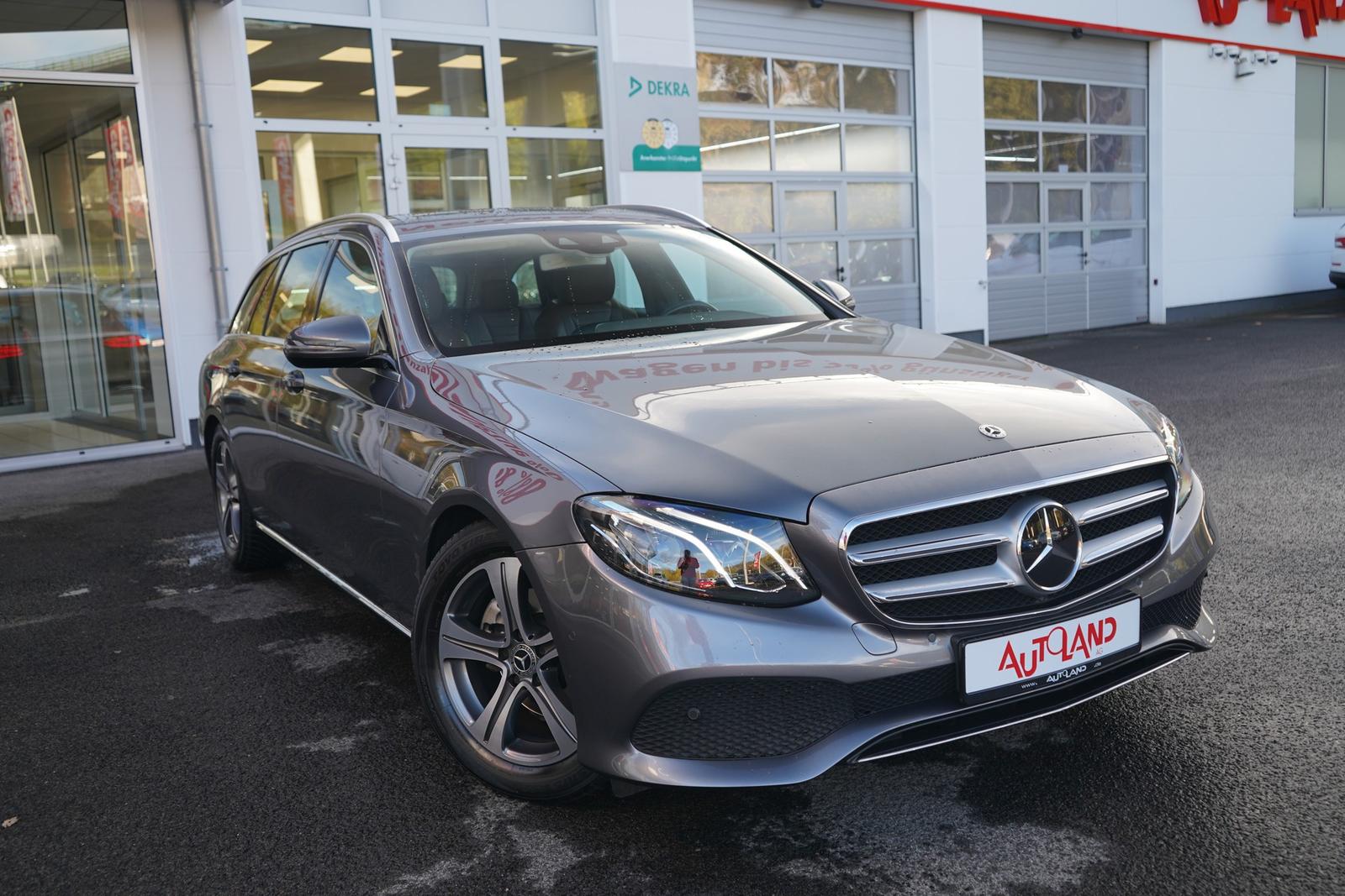 Mercedes-Benz E220 dT-Modell Avantgarde Klimaaut. Navi LED AHK