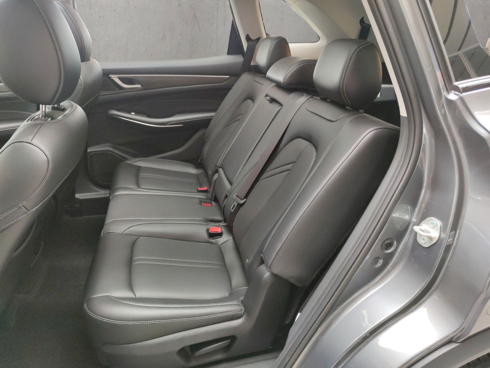 Fahrzeugabbildung DFSK Fengon 600 7-Sitzer Carplay
