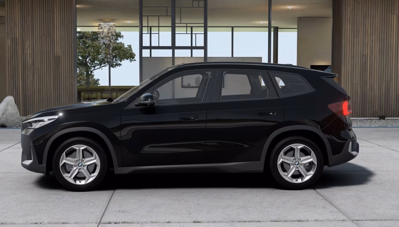 BMW iX1 xDrive30 NEU / CURVED / BEV / 2026
