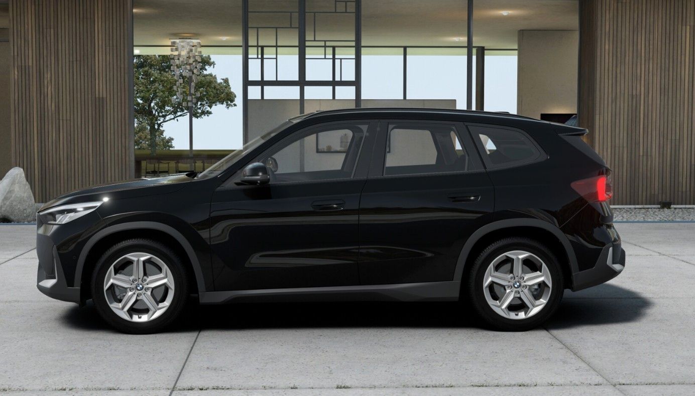 BMW iX1 - Bild 3