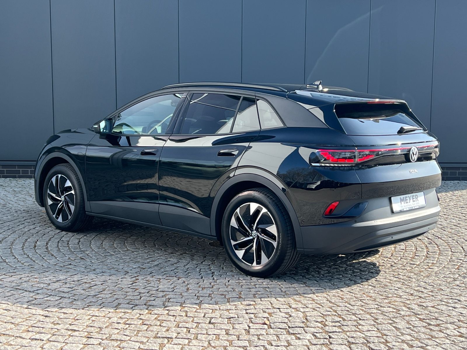 Fahrzeugabbildung Volkswagen ID.4 Pro 210 kW *Infotainment-Paket, Design-Pake