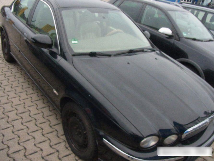 Jaguar X-Type