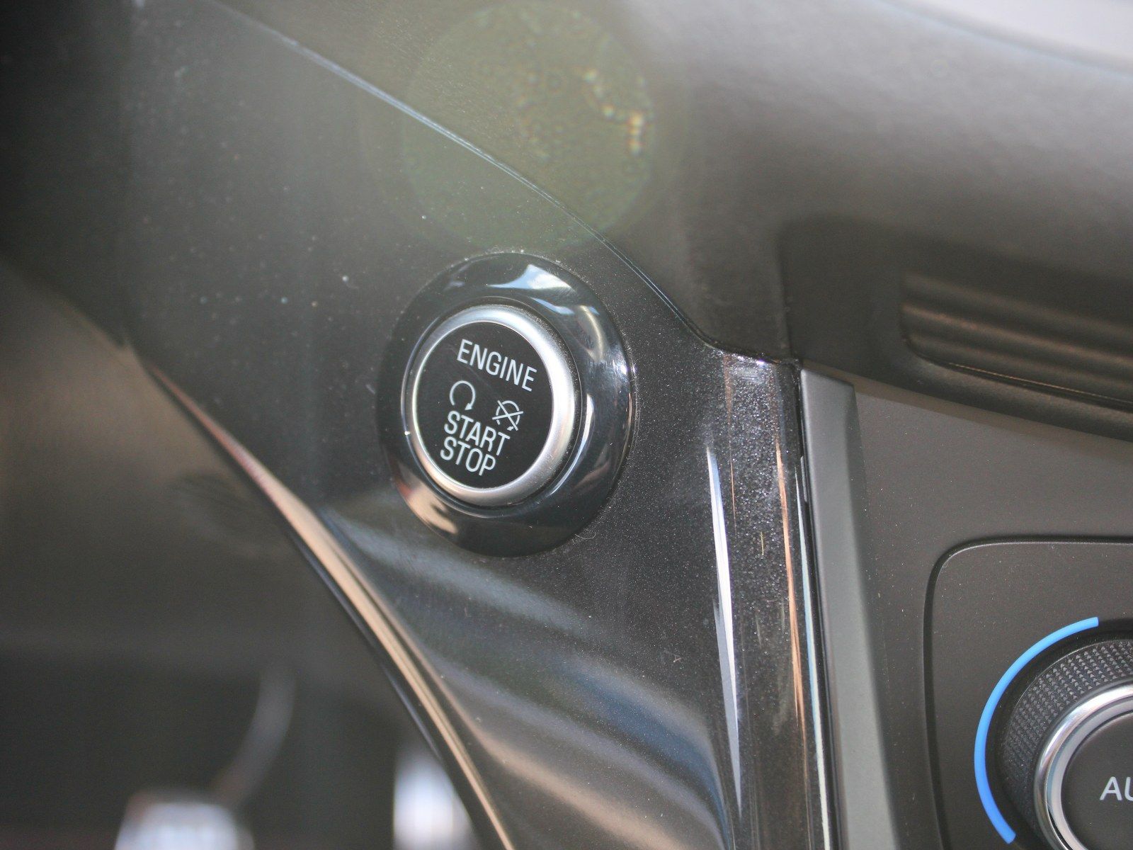 Fahrzeugabbildung Ford Kuga ST-Line 1,5 EcoBoost Start/Stopp