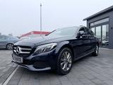 Mercedes-Benz C 400 T 4Matic*Head Up*AHK* - blaue Mercedes-Benz C 400