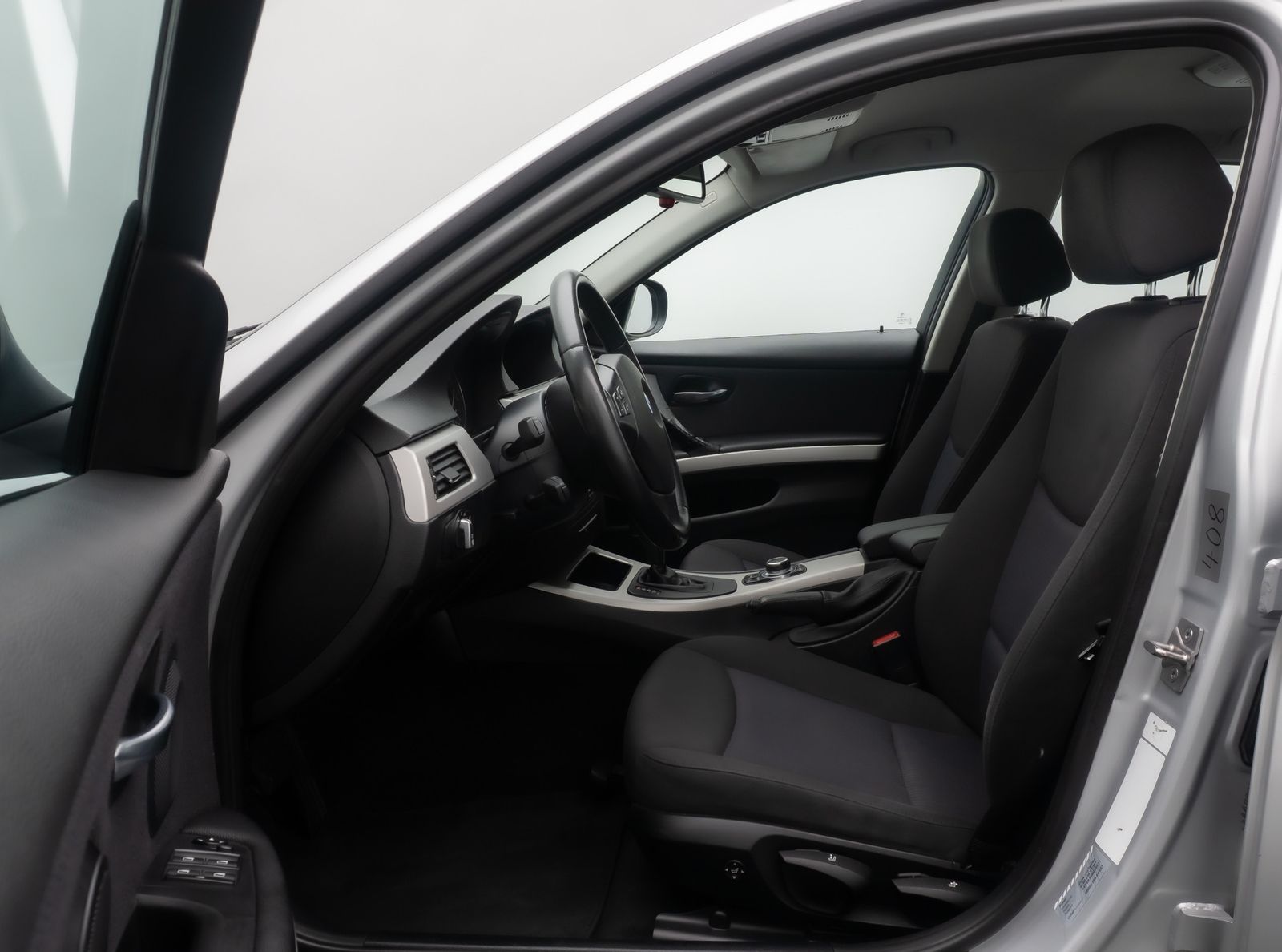 Fahrzeugabbildung BMW 320d Tempomat Xenon PDC NaviBusiness Standhzng