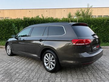 Volkswagen Passat - 3