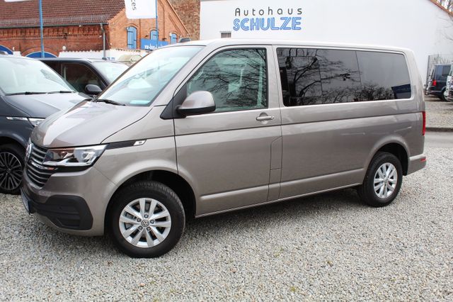 Volkswagen T6.1 Kombi 150PS LED AHK ACC 7-Sitzer Standhzg