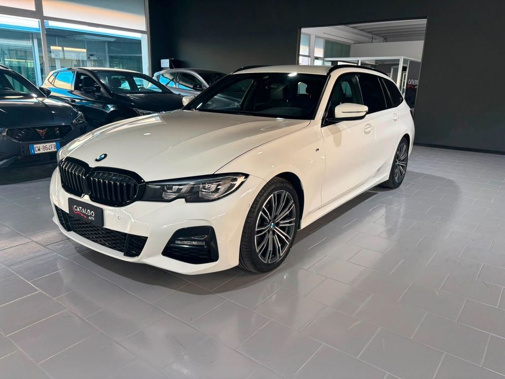 Image of BMW 320