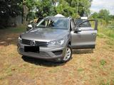 Volkswagen Touareg 3.0 V6 TDI SCR 150kW Tiptronic BMT B... - graue Volkswagen Touareg