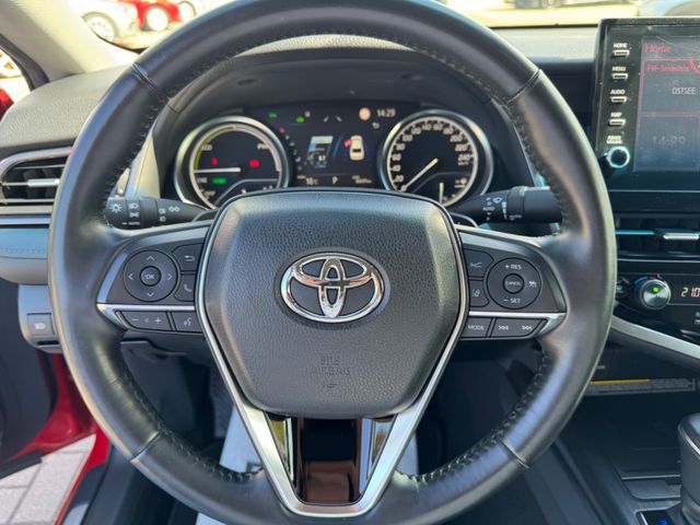 Toyota Camry  Hybrid Executive