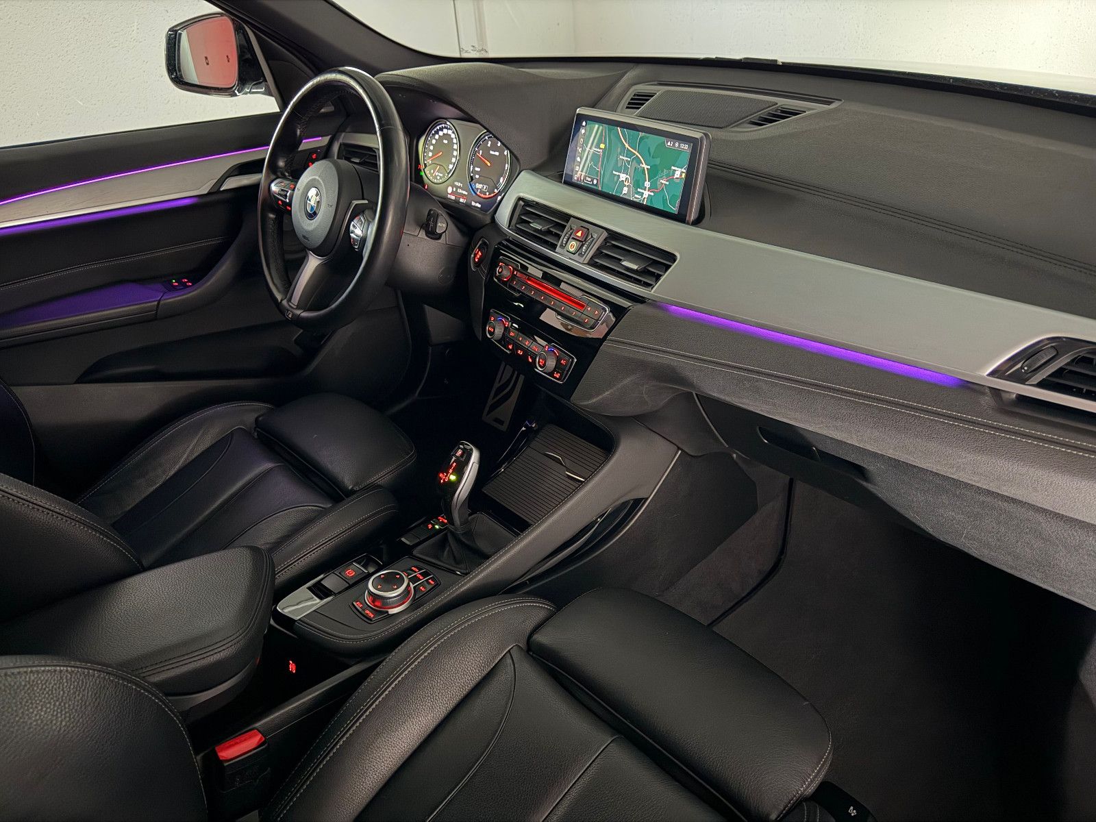 Fahrzeugabbildung BMW X1 sDrive 20 d M SPORT/KAM/LED/PANO/ACC