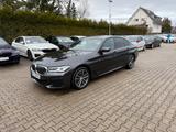 BMW 530 d xDrive MSport*Glass.Dach*Head Up*Massage