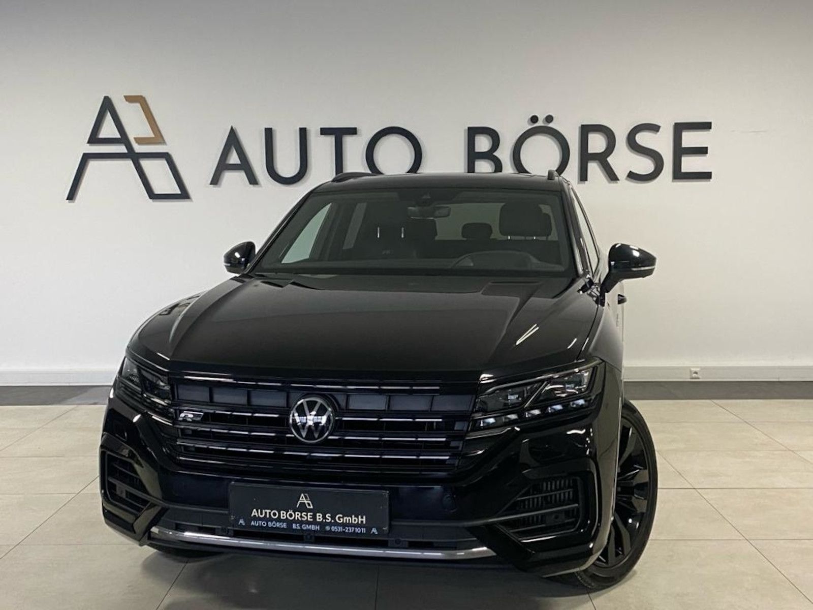 VW Touareg R Line BLACK STYLE*LUFT*PANO*360*AHK*LED
