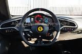 Ferrari 296 GTB Beifahrerdisplay, Carbon, Lift, JBL, PPF - rote Ferrari 296 GTB