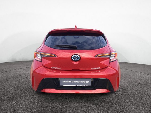 Corolla 1.8 Hybrid Team D PDC SHZ KAMERA ACC LED
