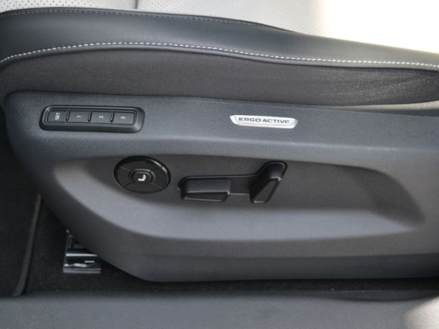 Tiguan 2.0 TDI DSG Elegance UPE: 65.801€/AHK/PAN