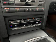 MERCEDES-BENZ E 200 CGI / NUR 54.tKM / GARANTIE / 2.HD MERCEDES-BENZ E 200 CGI / NUR 54.tKM / GARANTIE / 2.HD