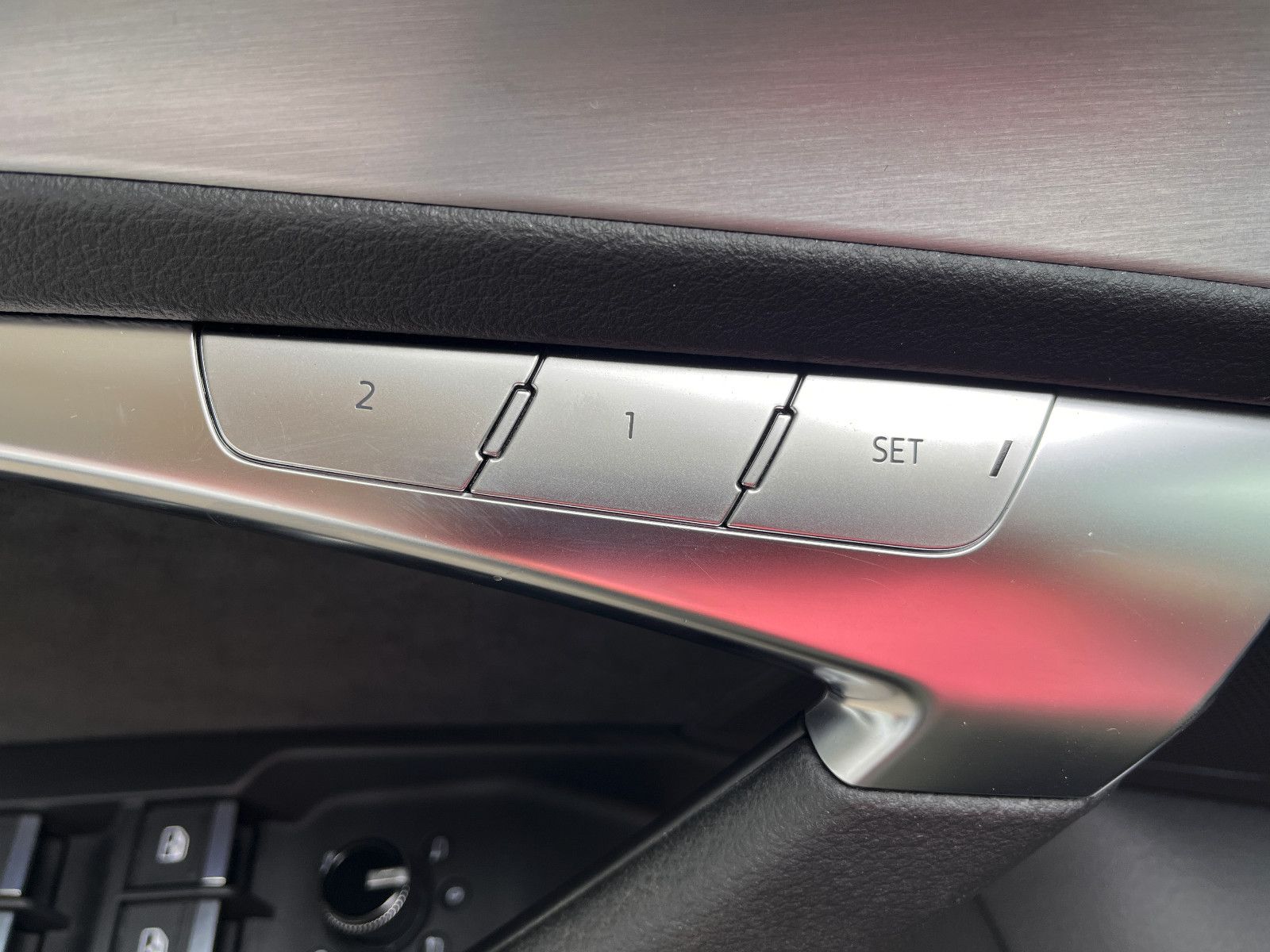 Fahrzeugabbildung Audi A6 Avant 40 TDI quattro sport S-line