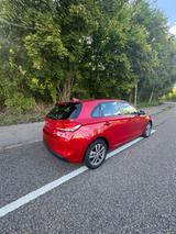Hyundai i30 1.4 T-GDI DCT Trend - Hyundai i30: Trend