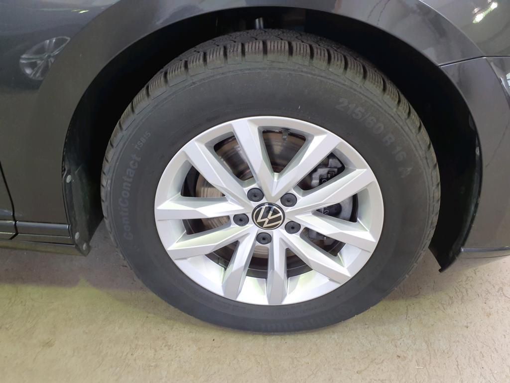 Volkswagen Passat Variant Business 1.5 TSI DSG AHK*RFK*PDC