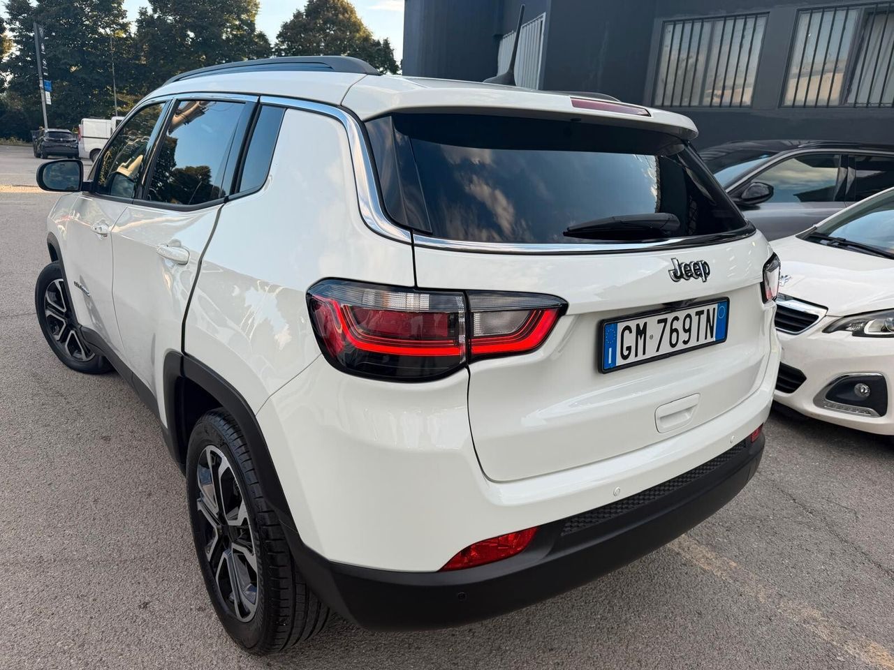 Jeep Compass 1.6 Multijet II 2WD Limited imagem 2