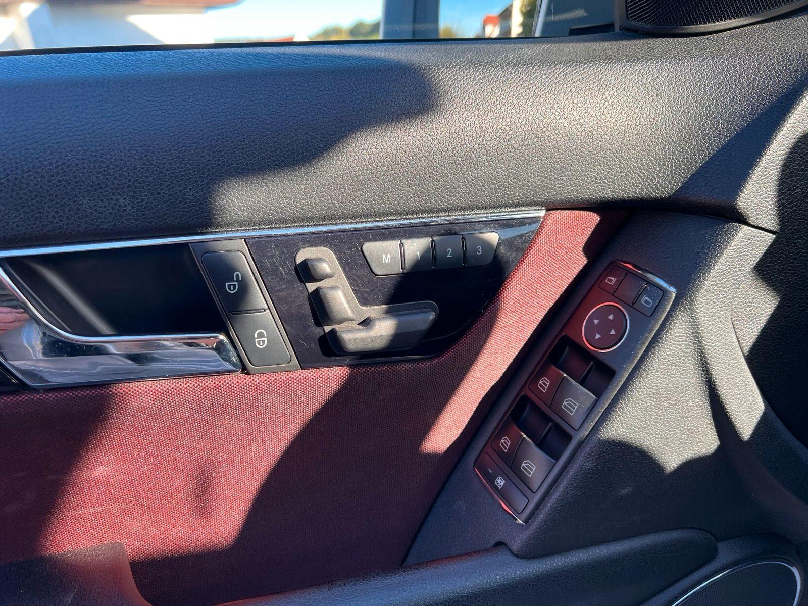 Mercedes-Benz C220 2009 — photo 8