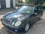 Mercedes-Benz E 200 T Kompressor Automatik - gebrauchte Mercedes-Benz E 200 aus dem Jahr 2004