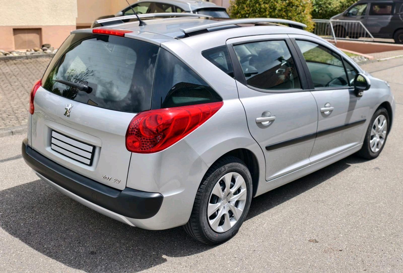 Peugeot 207 2011 — photo 5