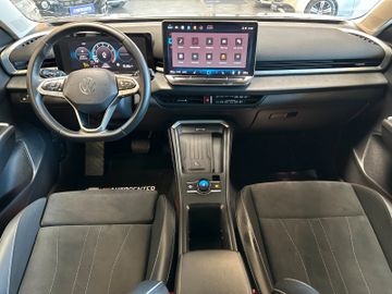 MYAUTOCENTER – Gebraucht- und Jahreswagen mit Werkstattservice in Pfaffenhofen Volkswagen T-Roc Style *1.HAND*19%MWST*ALCANTARA*CARPLAY*