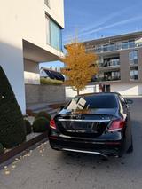 Mercedes-Benz E43 AMG 4Matic - schwarze Mercedes-Benz E 43 AMG