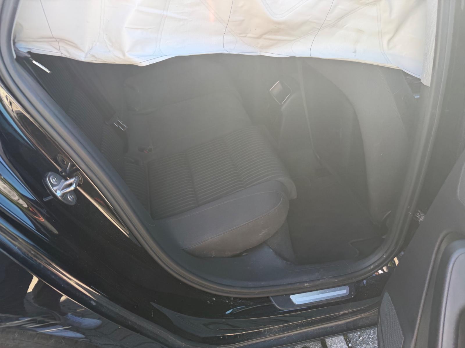 Audi A4 2014 — photo 12