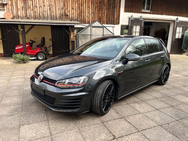 Volkswagen Golf VII GTI, Carbon Steel Grey Metallic, ...