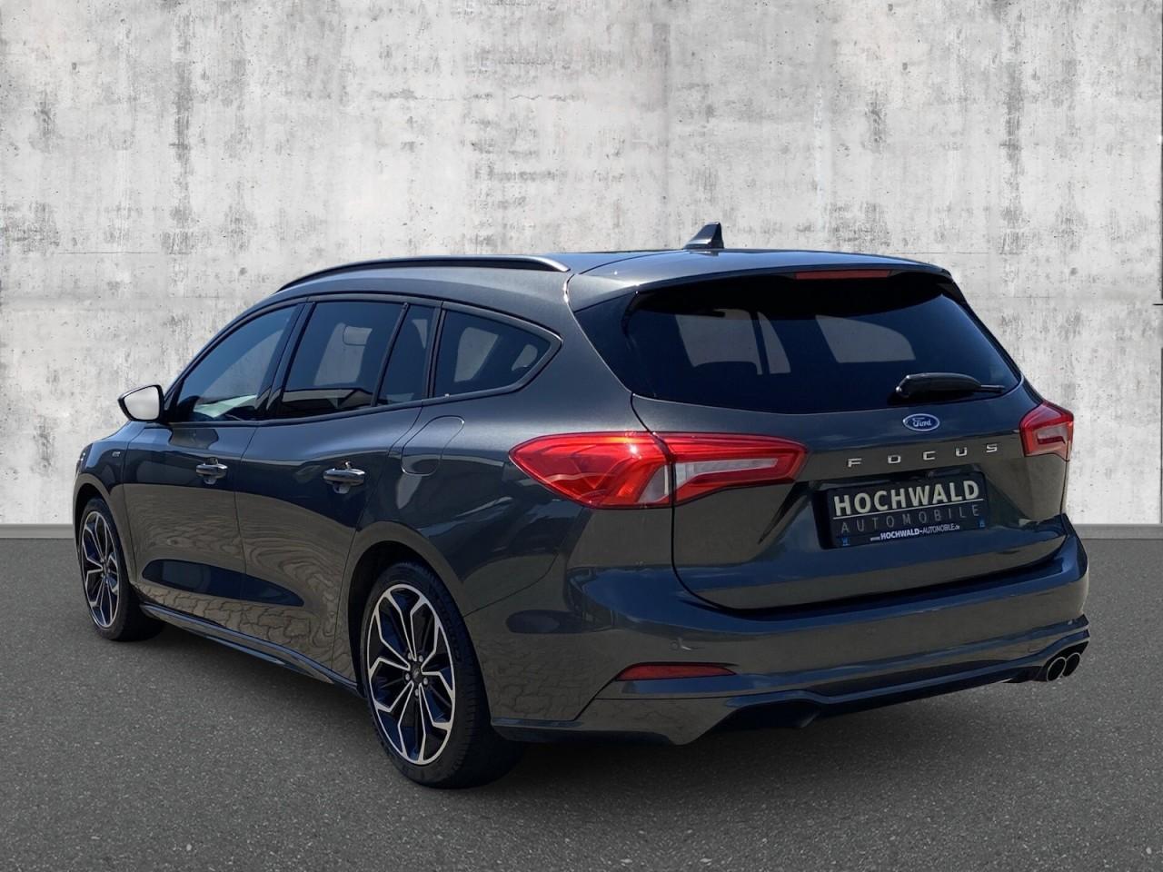 Ford Focus Turnier 1.5 ST-Line Autom. NAVI LED AHK