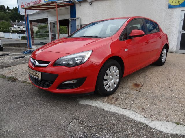 Fahrzeugabbildung Opel Astra J Lim. 5-trg. Selection