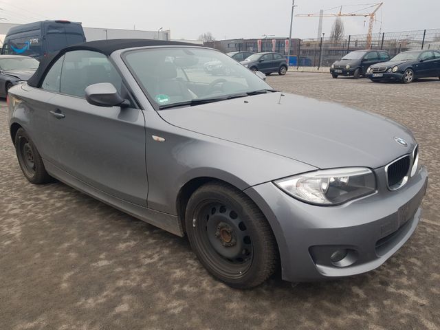 BMW 120 Baureihe 1 Cabrio 120i SITZHEIZUNG