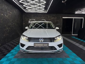 Volkswagen Touareg - 2