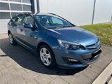 Opel Astra J Sports Tourer 1.4 Style+Alu 17"+AHK+PDC+ - Opel Astra: Style